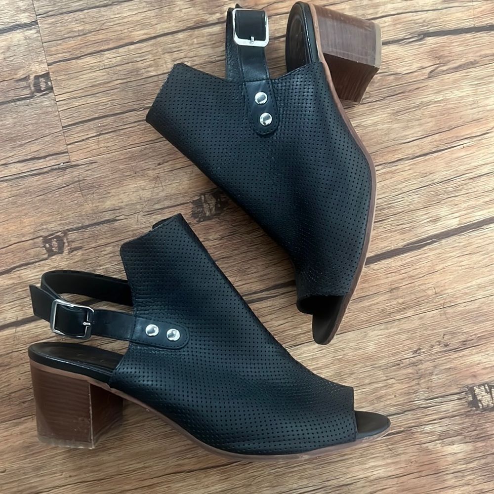 Size 8.5 Black Leather Ateliers Peep Toe Slingback Block Booties